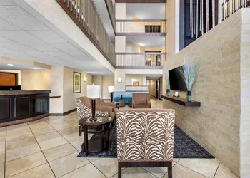 Sonesta Essential Houston Hobby Airport hotel thumbnail 6