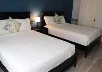 Hometel Suites - Los Angeles (Koreatown) hotel thumbnail 3
