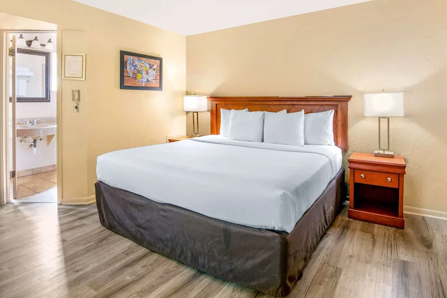 Econo Lodge Inn & Suites Durango hotel detail image 6
