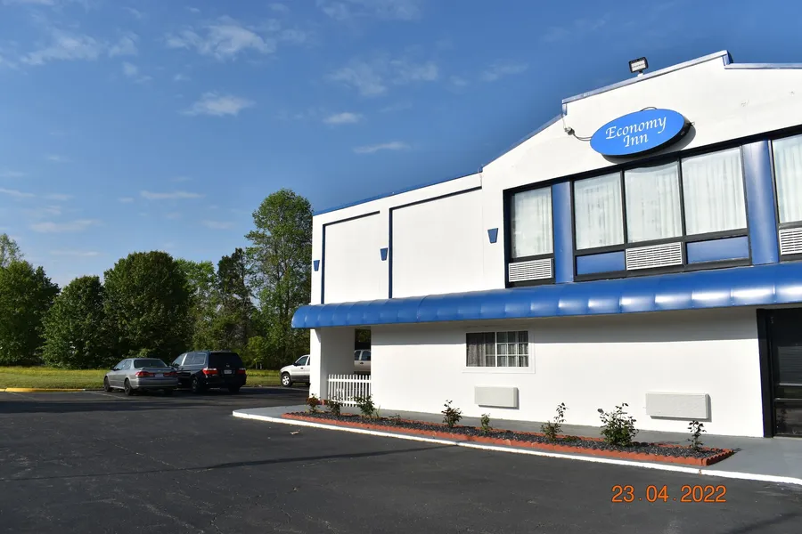 Economy Inn hotel detail image 6
