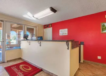 Econo Lodge San Marcos University Area hotel thumbnail 5