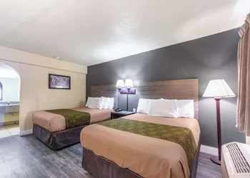 Econo Lodge San Marcos University Area hotel thumbnail 8