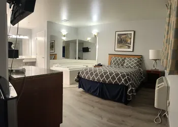 Americas Inn and Suite hotel thumbnail 7