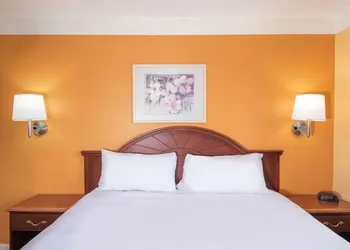 Travelodge by Wyndham Kingman hotel thumbnail 6