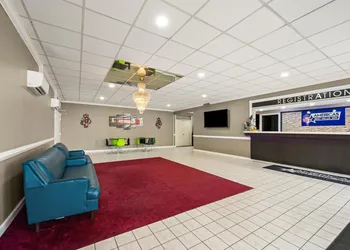 Americas Best Value Inn Wilson hotel thumbnail 3