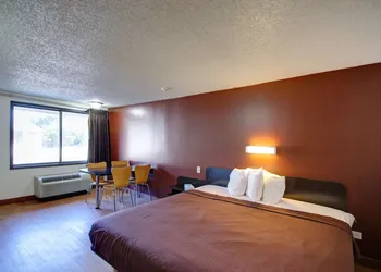 Americas Best Value Inn Heath Newark hotel thumbnail 6