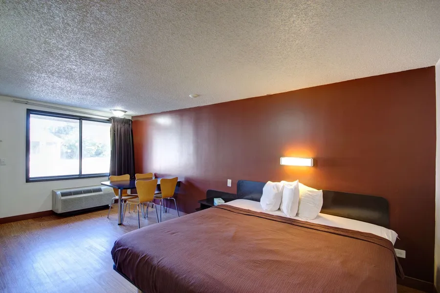 Americas Best Value Inn Heath Newark hotel detail image 6