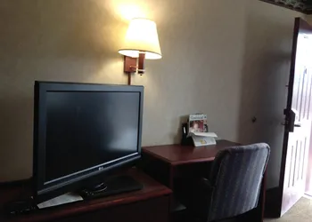 Americas Best Value Inn & Suites Clarksdale hotel thumbnail 3