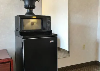 Americas Best Value Inn & Suites Clarksdale hotel thumbnail 4