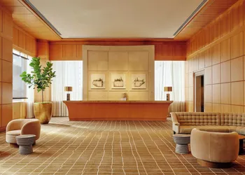 Four Seasons Hotel Miami hotel thumbnail 2