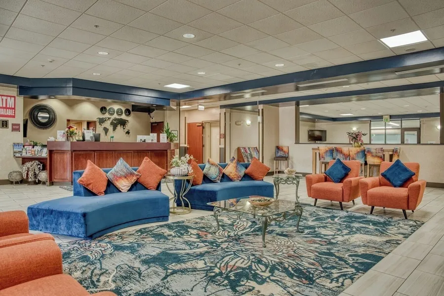 Evergreen Inn and Suites hotel detail image 2