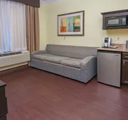 Holiday Inn Express & Suites Houston North Intercontinental by IHG hotel detail image 7