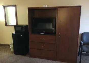 Med City Inn & Suites - Mayo Clinic Area hotel thumbnail 3