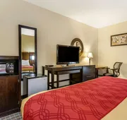 Econo Lodge Brunswick Travel Center hotel detail image 5