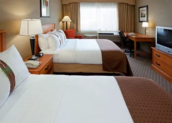 Holiday Inn Philadelphia South - Swedesboro by IHG hotel thumbnail 7