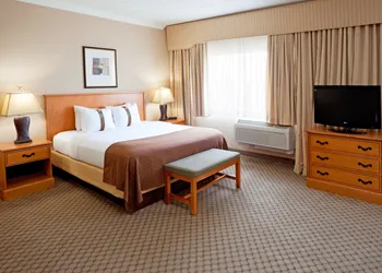 Holiday Inn Philadelphia South - Swedesboro by IHG hotel thumbnail 8
