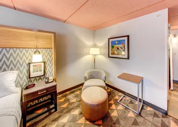 Holiday Inn Auburn-Finger Lakes Region by IHG hotel thumbnail 2