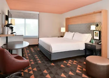 Holiday Inn Auburn-Finger Lakes Region by IHG hotel thumbnail 4