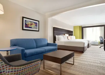 Holiday Inn Express & Suites Dallas NE - Allen by IHG hotel thumbnail 5