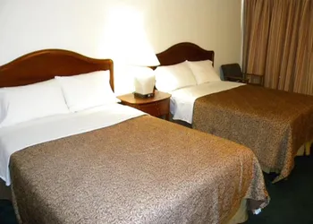 Fairway Inn by the Falls hotel thumbnail 4