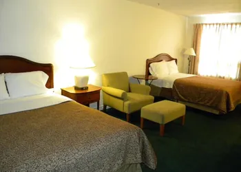 Fairway Inn by the Falls hotel thumbnail 5