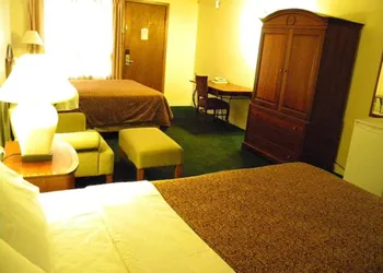 Fairway Inn by the Falls hotel thumbnail 8