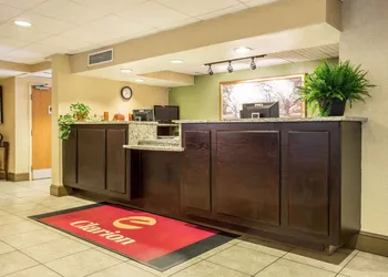 Clarion Inn & Suites Aiken South hotel thumbnail 2