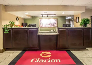 Clarion Inn & Suites Aiken South hotel thumbnail 3