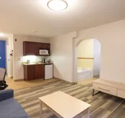 Holiday Inn Express Hotel & Suites Detroit - Utica by IHG hotel detail image 3