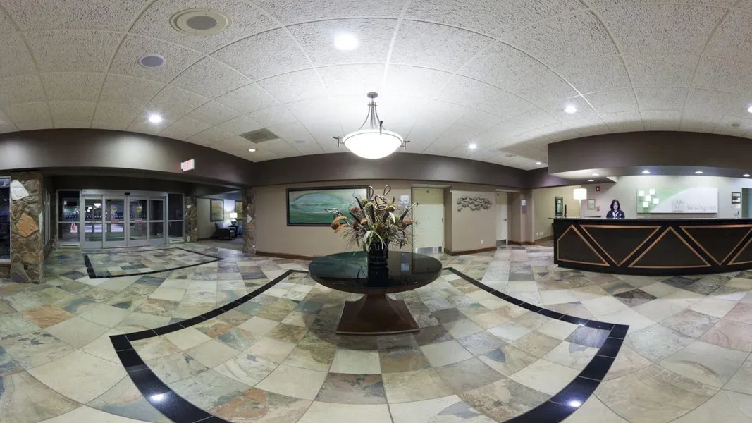 Holiday Inn Detroit Lakes - Lakefront by IHG hotel detail image 2