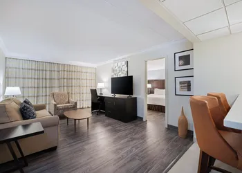 Crowne Plaza Suffern - Mahwah by IHG hotel thumbnail 6