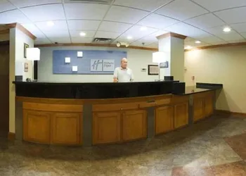 Holiday Inn Express Fayetteville- Univ of AR Area by IHG hotel thumbnail 2