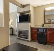 Comfort Inn & Suites hotel detail image 5