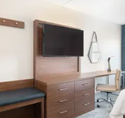 Holiday Inn Express & Suites Boston - Cambridge by IHG hotel detail image 4