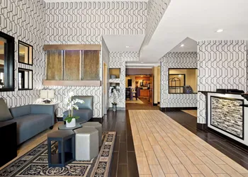 Best Western Plus Rockwall Inn & Suites hotel thumbnail 2