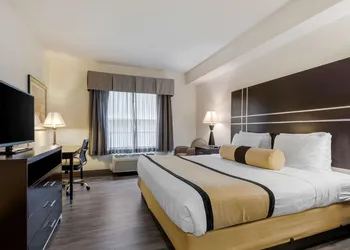 Best Western Plus Rockwall Inn & Suites hotel thumbnail 4