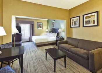 Country Inn & Suites by Radisson, Benton Harbor-St. Joseph, MI hotel thumbnail 4