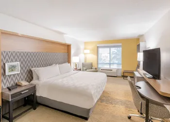 Holiday Inn Hotel & Suites Orange Park by IHG hotel thumbnail 4