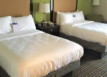 Comfort Inn & Suites Asheboro East hotel thumbnail 3