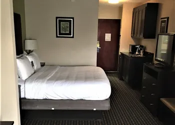 Comfort Inn & Suites Asheboro East hotel thumbnail 4