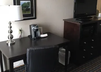 Comfort Inn & Suites Asheboro East hotel thumbnail 6