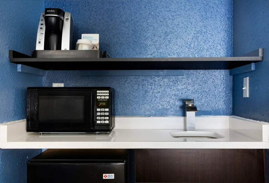 Holiday Inn Express & Suites Dayton-Huber Heights by IHG hotel detail image 6