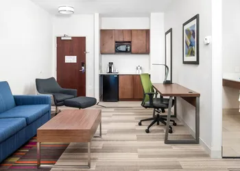 Holiday Inn Express Hotel & Suites Conroe I-45 North by IHG hotel thumbnail 5