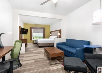 Holiday Inn Express Hotel & Suites Conroe I-45 North by IHG hotel thumbnail 6