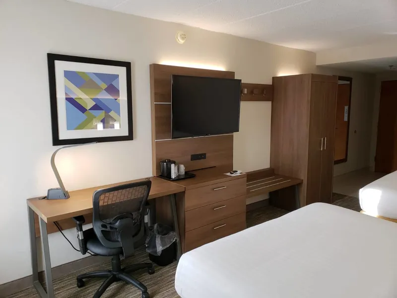 Holiday Inn Express Edgewood-Aberdeen-Bel Air by IHG hotel detail image 2
