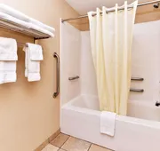 Executive Inn & Suites hotel detail image 5