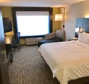 Holiday Inn Express Hotel & Suites Tracy by IHG hotel detail image 4