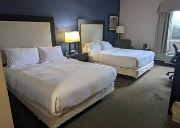 Wingate by Wyndham Ashland hotel thumbnail 7
