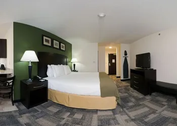 Holiday Inn Express & Suites Pekin (Peoria Area) by IHG hotel thumbnail 5
