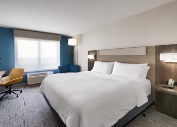 Holiday Inn Express Hotel & Suites - Cheyenne by IHG hotel thumbnail 4